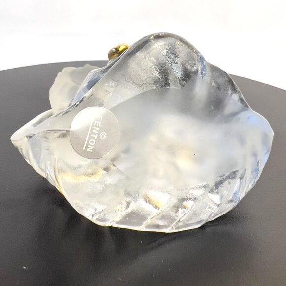 Fenton Guardian Angel Vintage Figurine with Emerald Green Brooch UV Glow USA - Picture 8 of 12